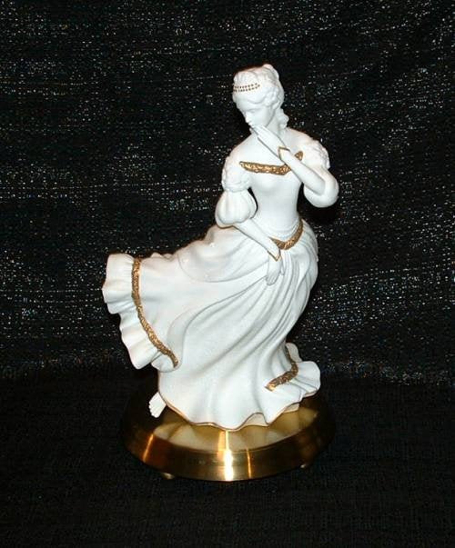 1993 White Lenox Cinderella 9 gold trim | Etsy