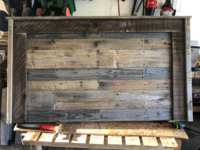 Reclaimed Pallet headboard image 7