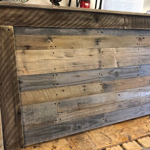 Reclaimed Pallet headboard image 8