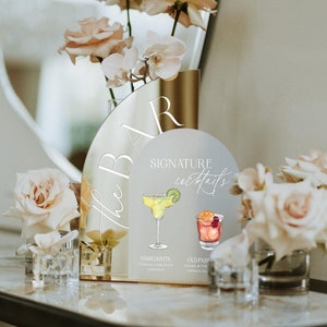Signature Drink Sign – Hochzeit Bar Schild – His and Hers Wedding Cocktails – Bar Menu Gold Spiegel und mattiertes Acryl Schild – Wedding Signs