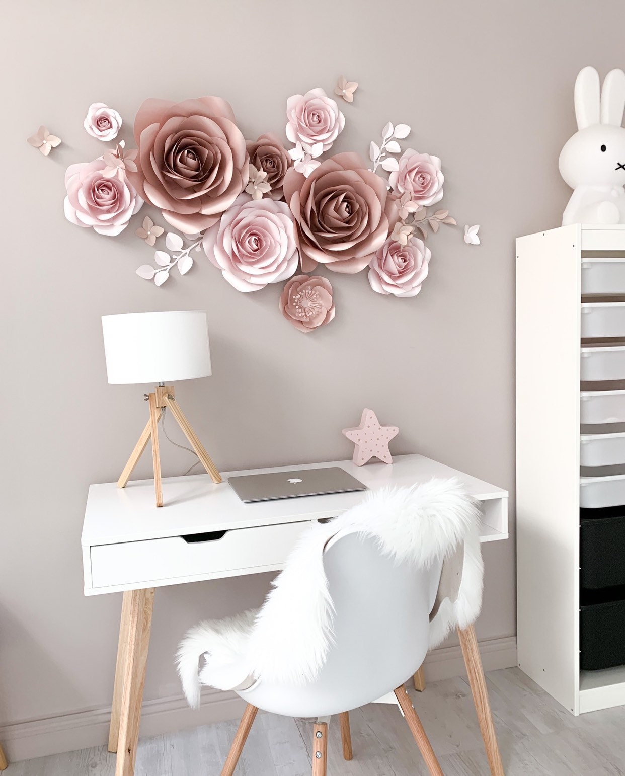 Pretty Paper Roses - Desks & Dreams