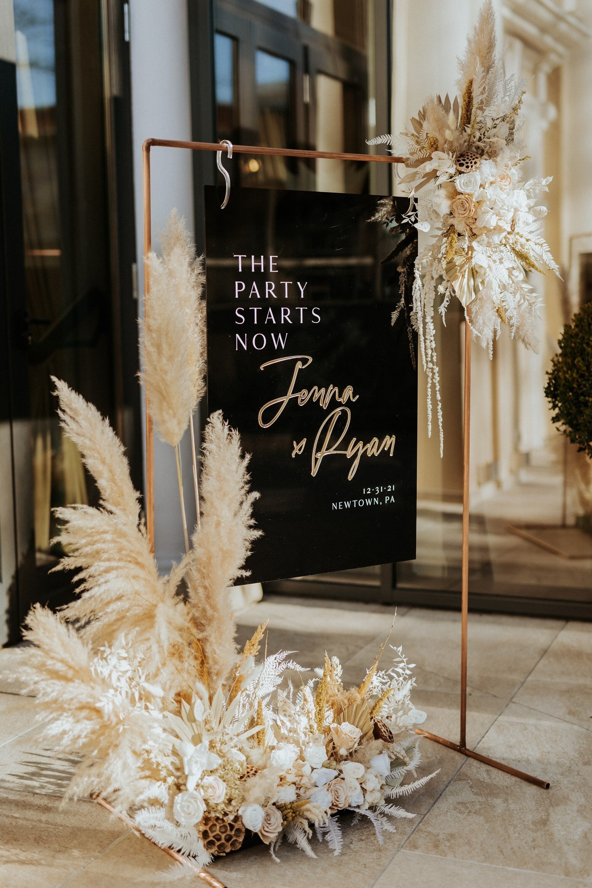 Support en cuivre - support de bienvenue pour mariage en cuivre - tonnelle en cuivre - support pour enseigne de mariage - arche de mariage en cuivre - support de plan de table
