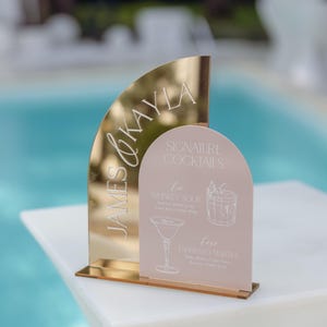 Plaque de boissons signature - menu cocktails de mariage - plaque de bar de mariage - boissons pour elle et lui - plaque de cocktail signature - plaque de bar miroir doré