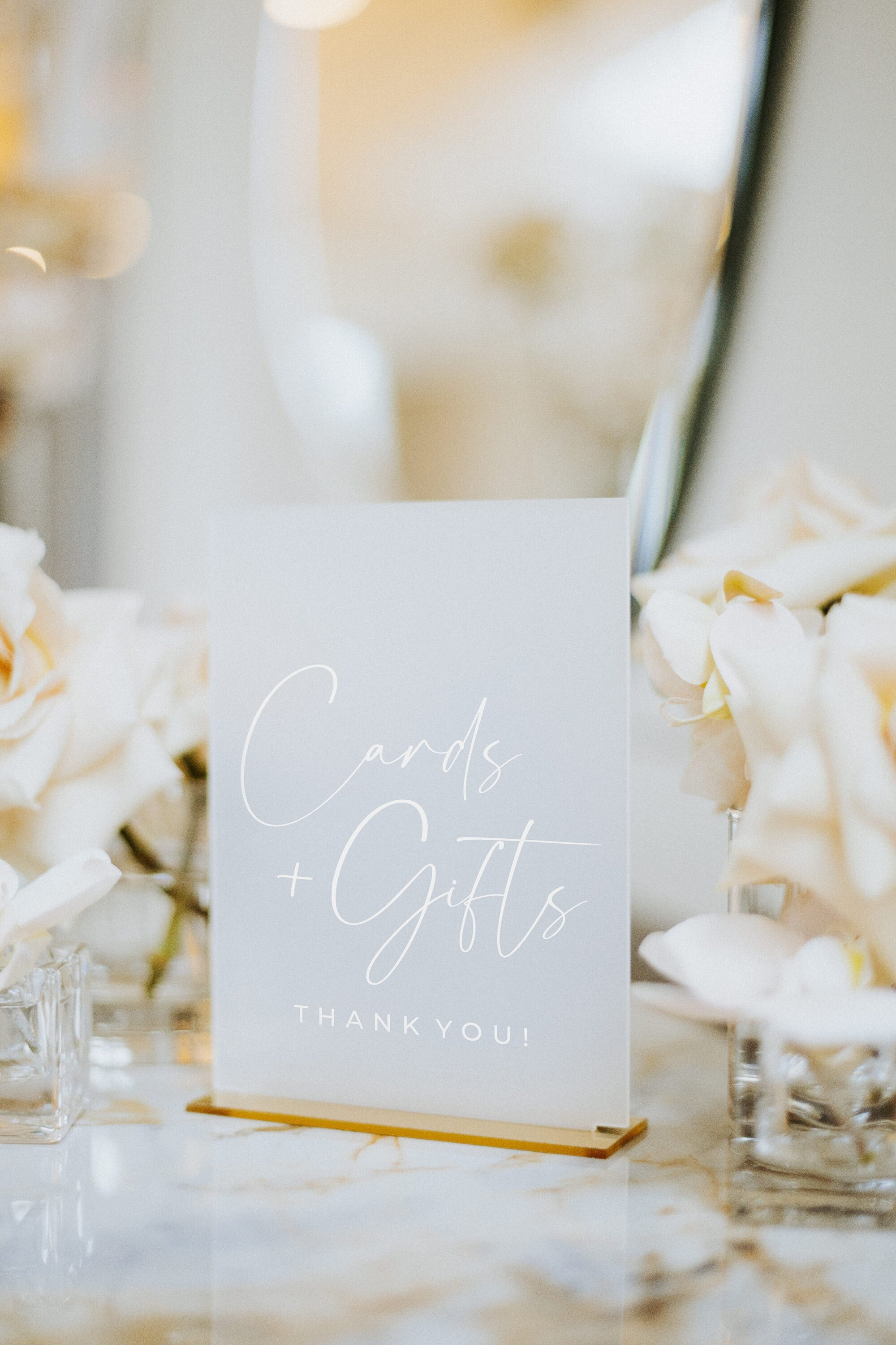 Acryl-Schilder Für Hochzeit & Geburtstag – 2er Set Mit Ständer Für Gästebuch & Geschenketisch