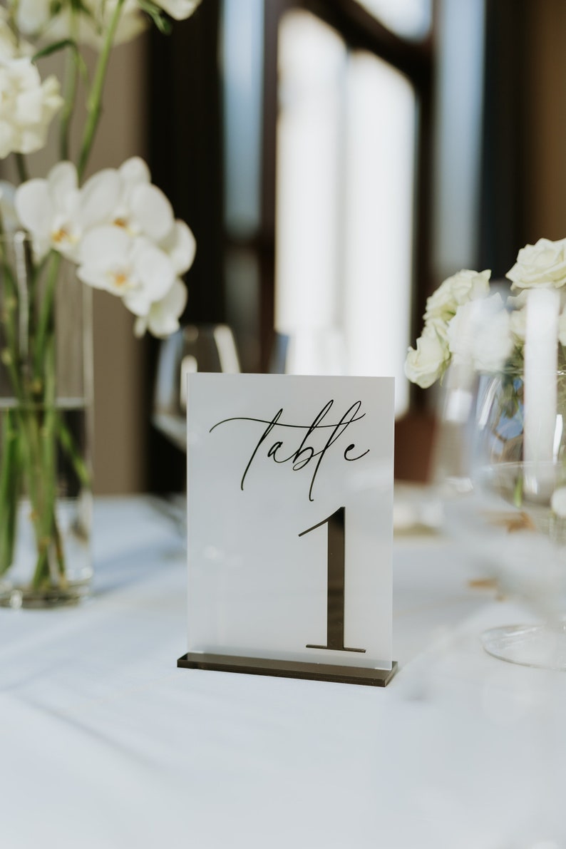 Numéros de table de mariage Panneaux de table de mariage en acrylique dépoli Déco de réception de mariage noir Numéros de table en acrylique noir image 8