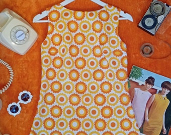 OUTLET Short retro dress with orange and yellow flowers size S/36/8UK