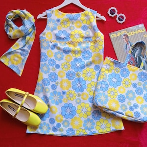 Vestido corto minidress A line shift dress flores azul y amarillo sixties mod 60s varias tallas bajo pedido