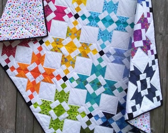 Traditional pieced PDF quilt pattern, Scrappy Sawtooth Star