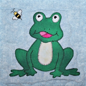 Frog or toad PDF applique quilt block pattern