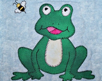 Frog or toad PDF applique quilt block pattern