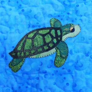 Sea turtle PDF quilt block pattern