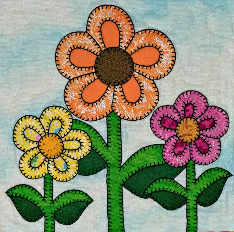Flower and Bee PDF Applique Quilt Block Pattern - Etsy