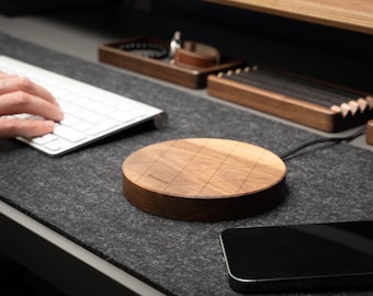 Wireless 15W Charger QI Circle Walnut for iPhone, Samsung Galaxy Wooden Wireless Charging Station - Inductive Wood Phone Charging