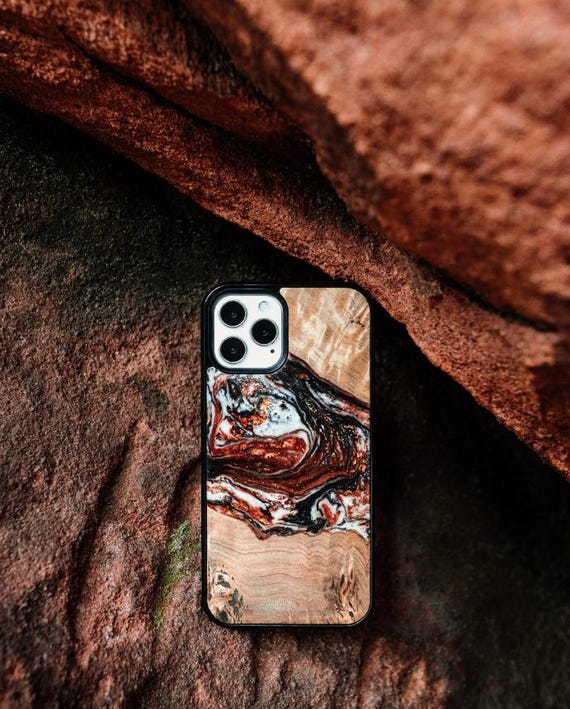 Resin and Wooden Case Planets Venus Cover for Apple iPhone 16