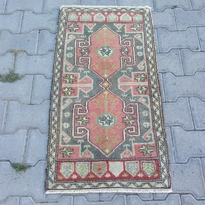 SMALL ORIENTAL CARPET Rug-Anatolian Rug-Vintage Small Size Turkish Oushak Rug Carpet-Vintage Turkish Tribal Doormat Rug-Vintage Oriental Rug