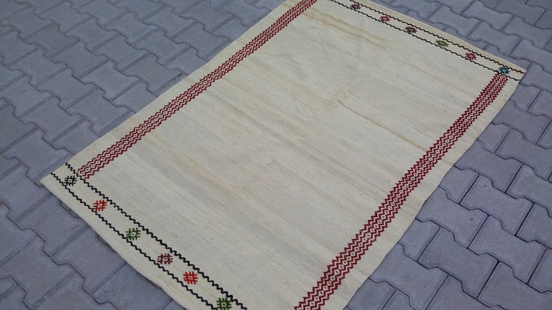 SIMPLE MINIMALIST RUG Kilim-Simple Design Kelim Rug-Turkish Simple Kilim Rug-Vintage Kilim Rug-Vintage Minimalist Rug Kilim-White Kilim Rug image 1