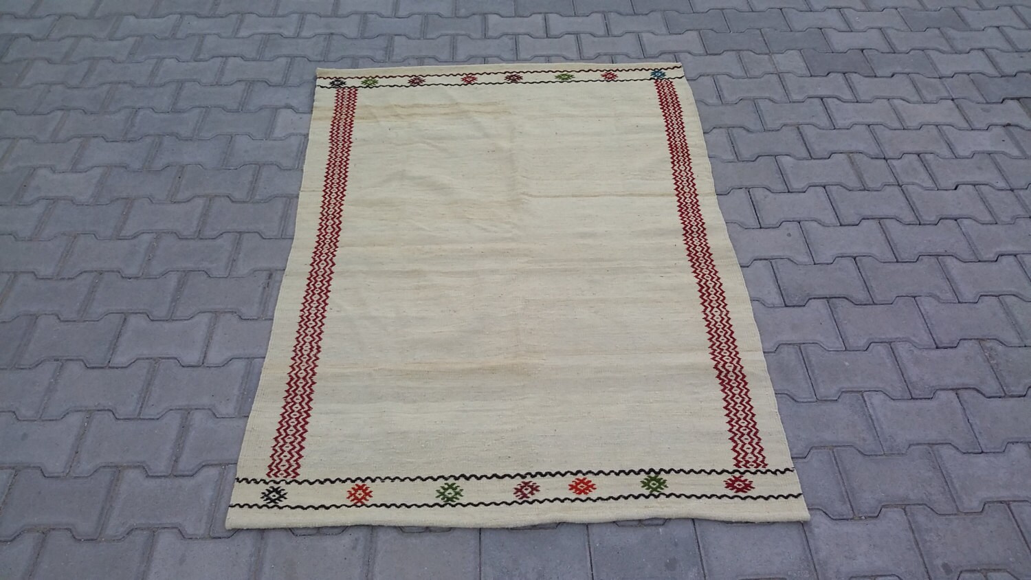 SIMPLE MINIMALIST RUG Kilim-simple Design Kelim Rug-turkish Simple ...