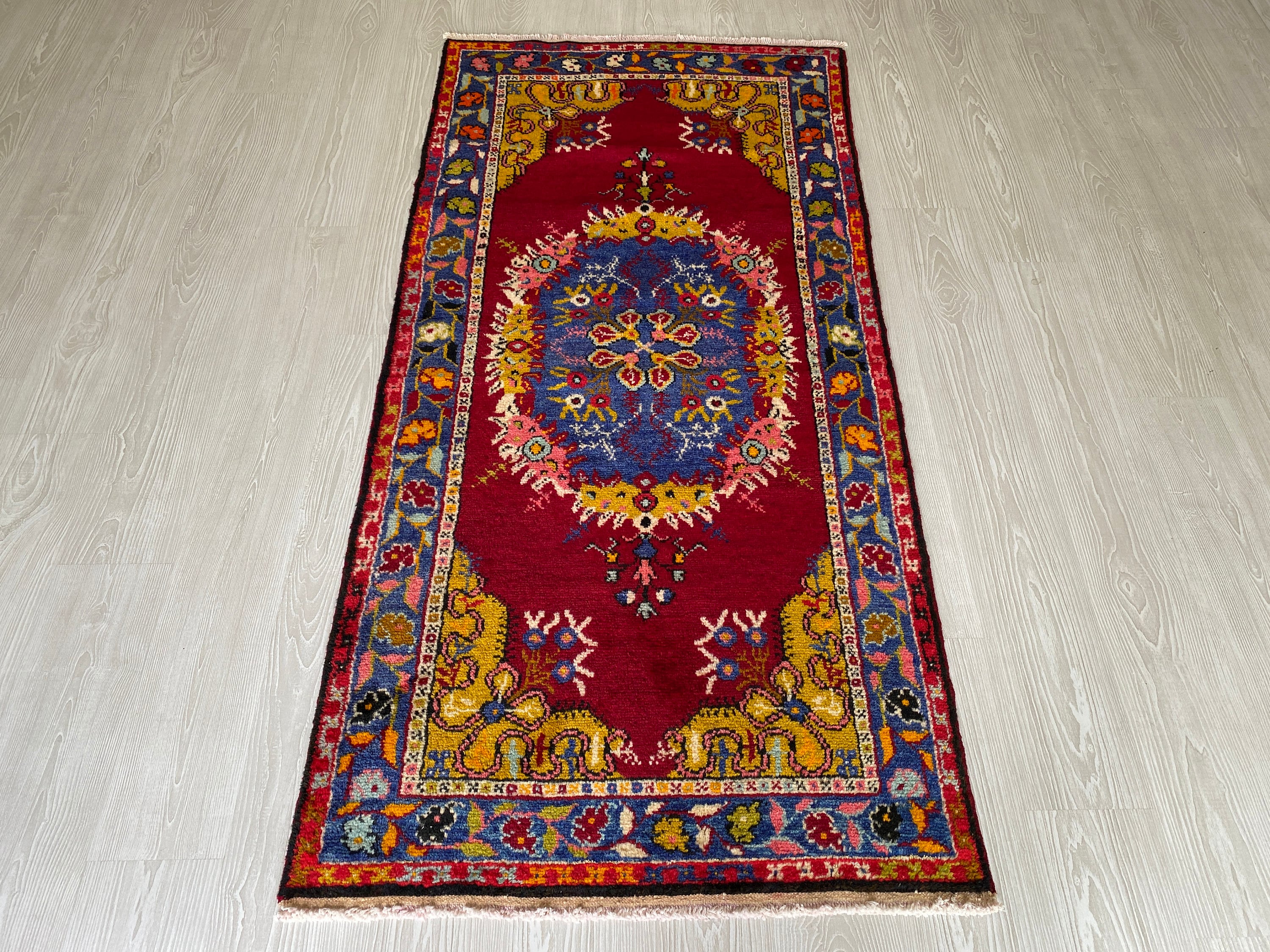 Guney rug - Etsy 日本