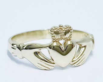 10k Gold Claddagh Ring