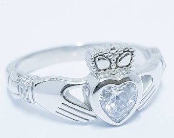 Bague Claddagh en argent sterling, bague Claddagh avec pierre de naissance, claddagh d'avril