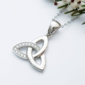 Celtic Trinity knot pendant, celtic necklace made in Ireland