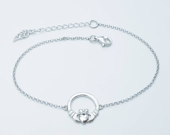 Irish bracelet, dainty claddagh bracelet, silver claddagh, Irish gift