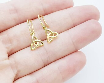 9ct Yellow Gold Celtic Knot Drop Earrings | Irish Stud Earrings | Jewellerybox