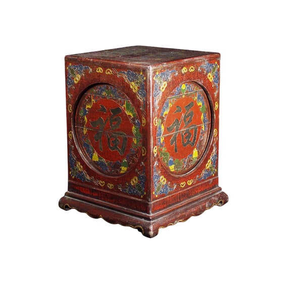 Lacquer wooden body hand painted gold painted box