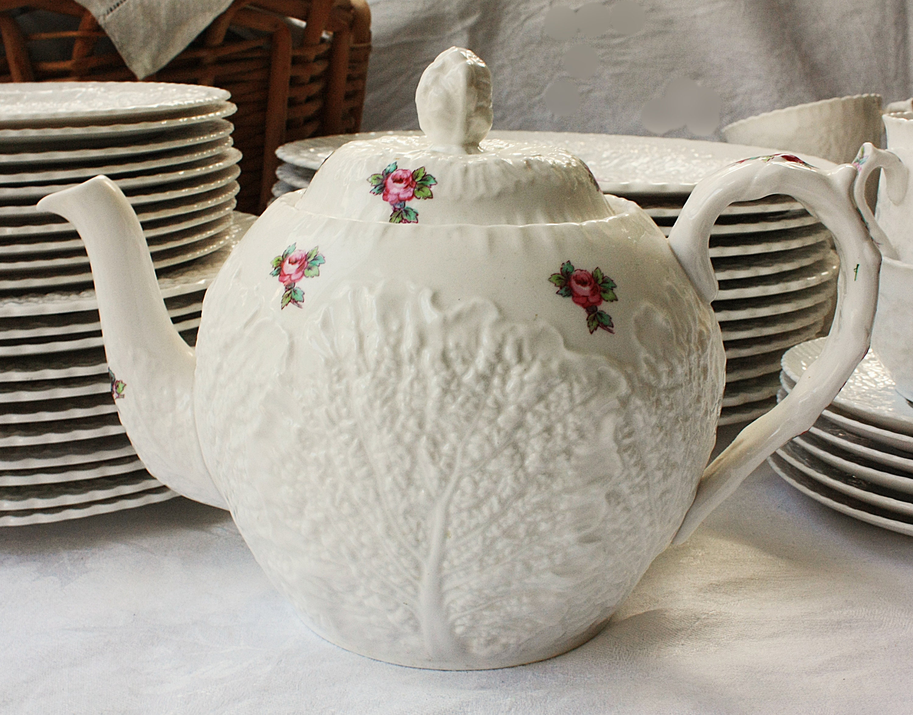 Bridal Rose by Spode! Dinnerware Service for 12 + Tea Set