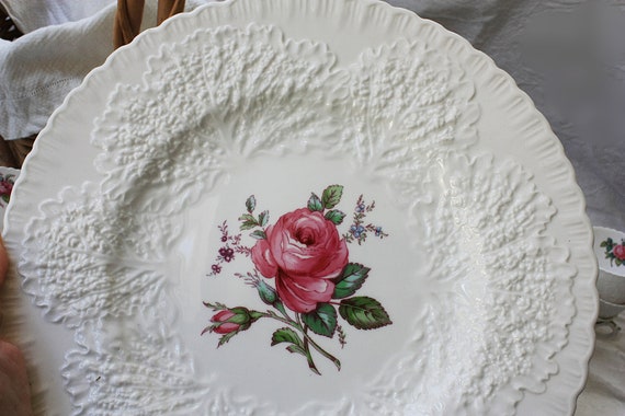 Bridal Rose by Spode! Dinnerware Service for 12 + Tea Set - White