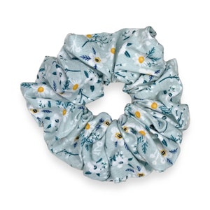 FLORAL COTTON SCRUNCHIE- Soft Scrunchies- Hair Elastics- Bridal Scrunchies- Bridesmaid Scrunchies- Gift Scrunchies