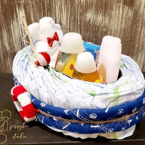 Diaper cake boat