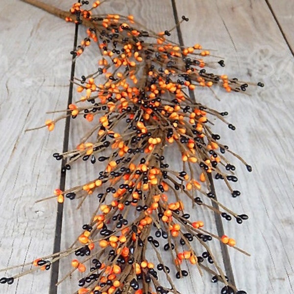 Halloween Garland, Orange & Black Pip Berry Garland, Fall Berry Garland, Halloween Floral, Halloween Decor, Wreath Making