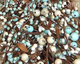 Spring Berry Garland, Teal & Cream Garland, Wedding Garland, Pip Berry Garland, Mixed Berry Garland, Wreath Making