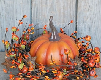 Pumpkin Berry Candle Ring: Fall Home Decor, 6.5" Inner Diameter