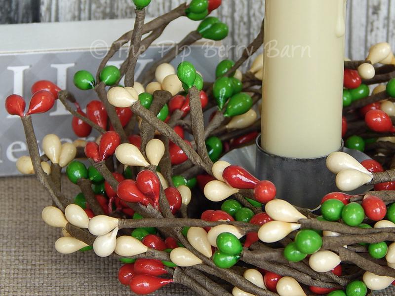 Pip Berry Candle Ring / Mini Wreath – 3.5" Inner Diameter – Red & Green Christmas