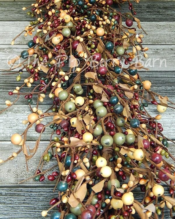 Lighted Red and Burgundy Pip Berry Garland 4'  Pip berry garland, Berry  garland, How to make garland