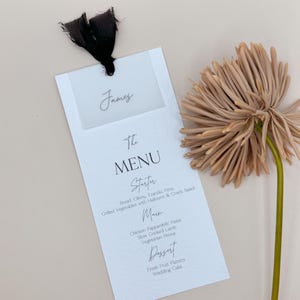 Menú de boda, Menú de boda personalizado, Tarjeta de menú con tarjeta de lugar, Menú elegante, Etiquetas para nombres, Menú negro con cinta, Decoración de mesa