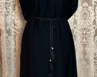 Black Nida Closed/Slip On Abaya Dress | Matching Scarf | Side Pockets | Light Weight