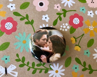 Twilight Inspired Bella Swan & Edward Cullen 1.25 Inch Button! Pinback Button / Handmade / Vampire / Romance