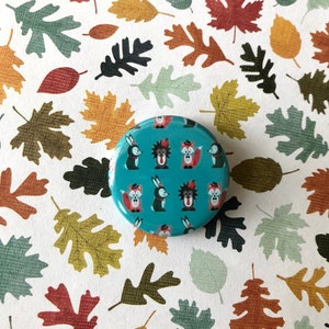 Dunkler Bunker 1,25 Inch Button! Button / Handgemachter Button / Einzelstück / Geheimnis / TV / Deutschland / Geschenk Ideen
