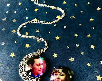 Loki & Sylvie Inspired Rotating Pendant Necklace! Silver Necklace / Jewelry / Marvel / Tom Hiddleston / Handmade