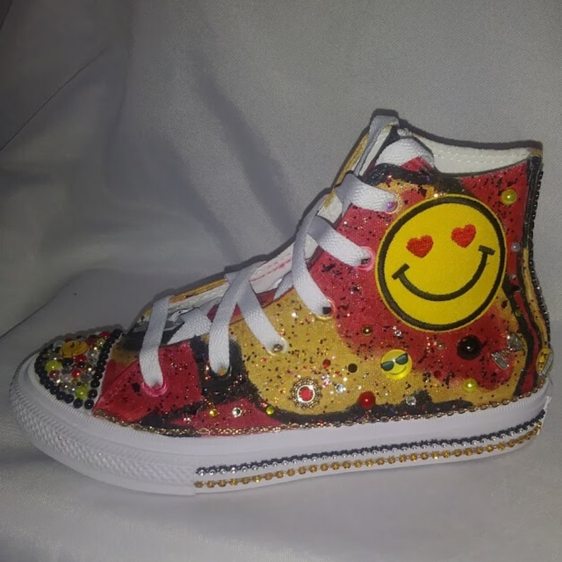 converse smiley emoji