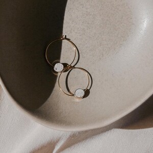 Natural Round Ceramic Gold Plated Hoop Earrings, Dainty Hoop Earrings, Minimal Earrings, Earthy Earrings, Stylish Earrings image 1