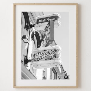 Tootsies Orchid Lounge, Nashville Tennessee, Honky Tonk, Nashville Print, Music City, Country Music, Nashville Wall Print, Tootsies Print