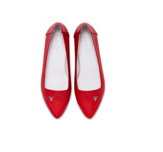 red flat shoes