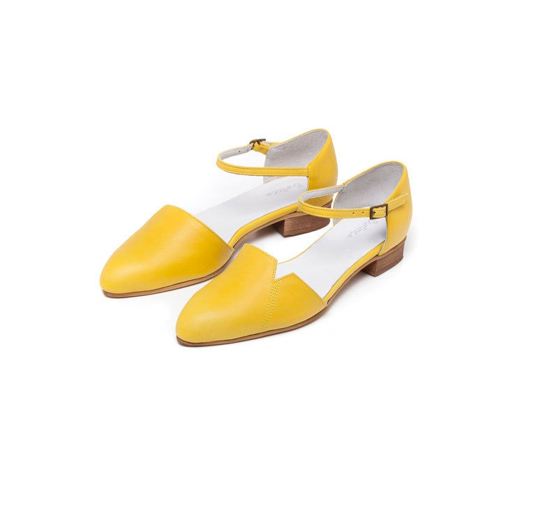 yellow flat sandals womens