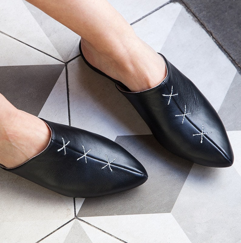 flat black mules womens