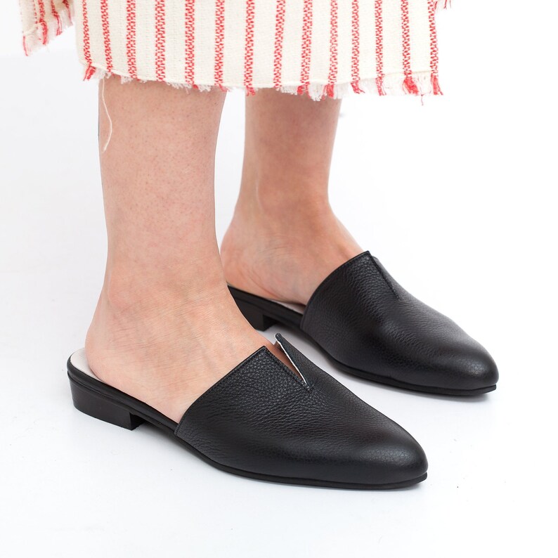 womens black leather mules