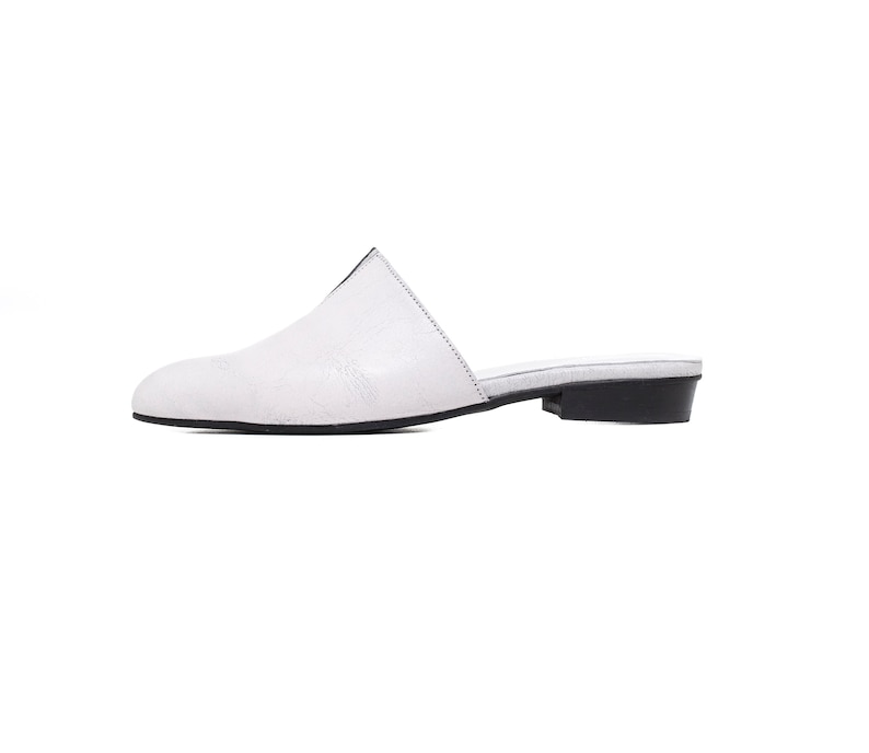white clogs handmade leather shoes white mules leather mules women mules white shoes marble texture women shoes Yancho model.